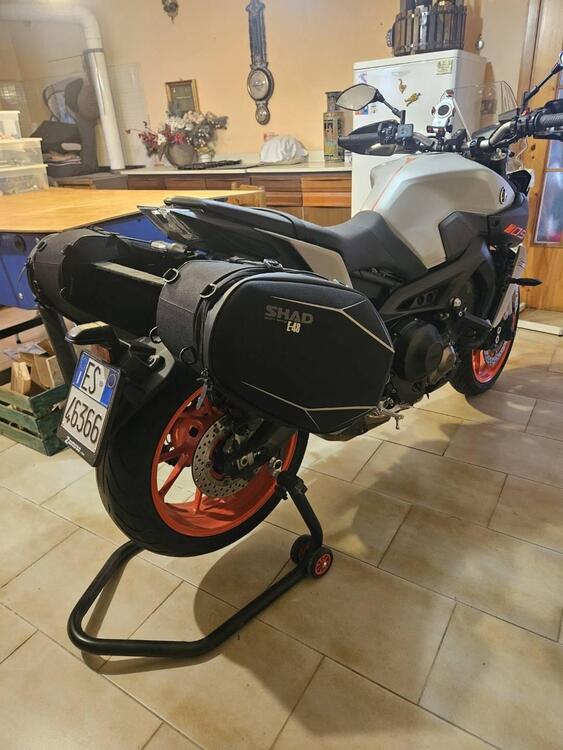 Yamaha MT-09 (2017 - 20) (5)