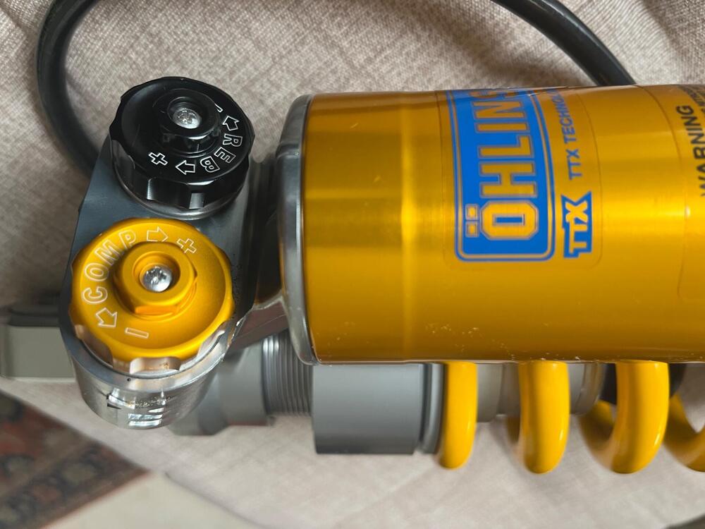 OHLINS MONO AMMORTIZZATORE Öhlins (4)