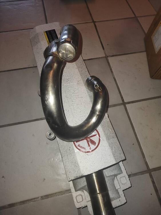 Akrapovic completa ktm gas gas huski (5)