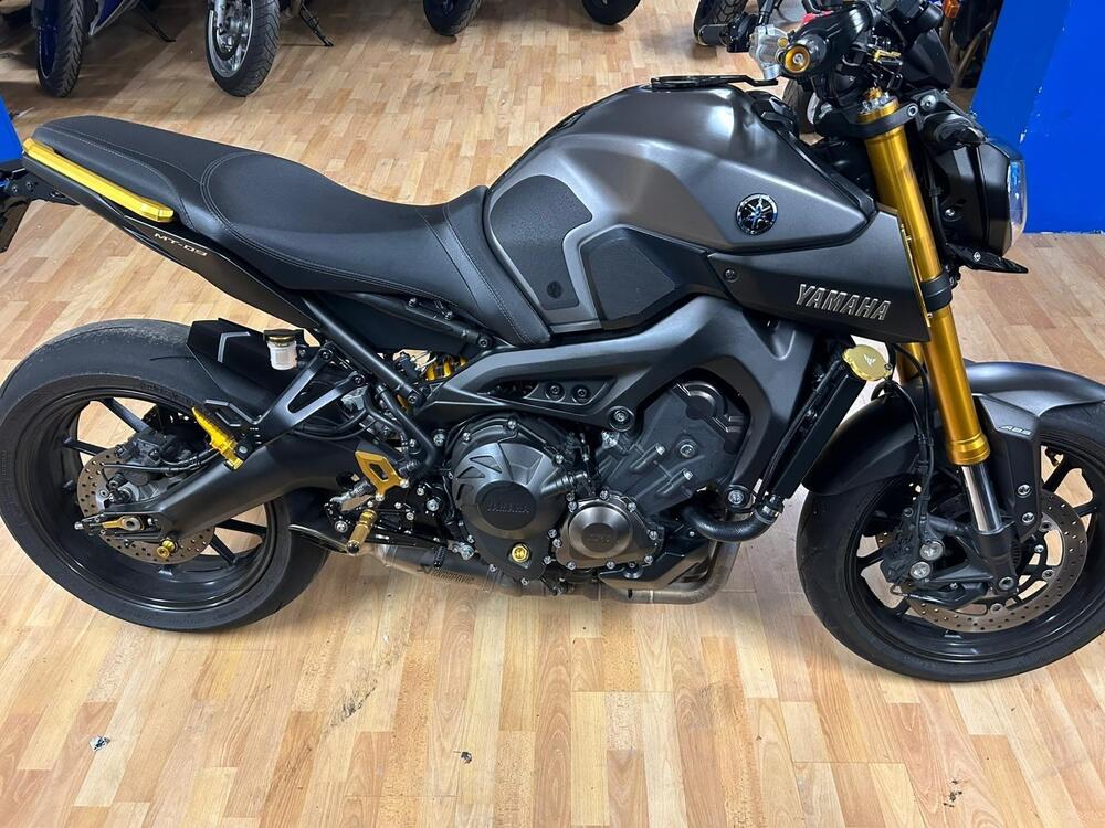 Yamaha MT-09 ABS (2016) (4)
