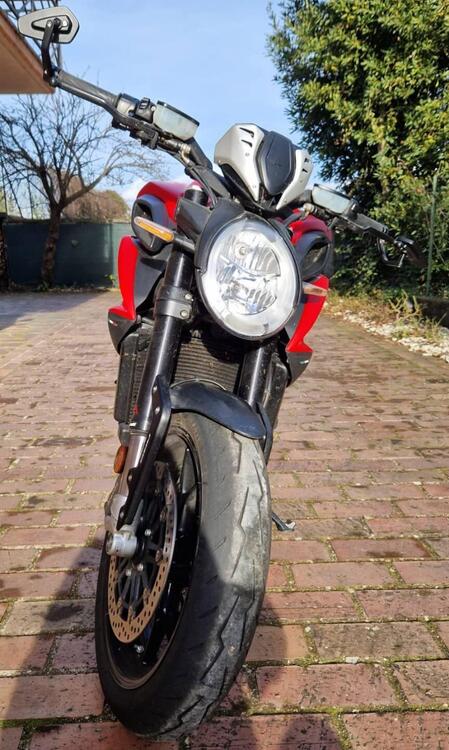 MV Agusta Dragster 800 Rosso (2021 - 23) (2)