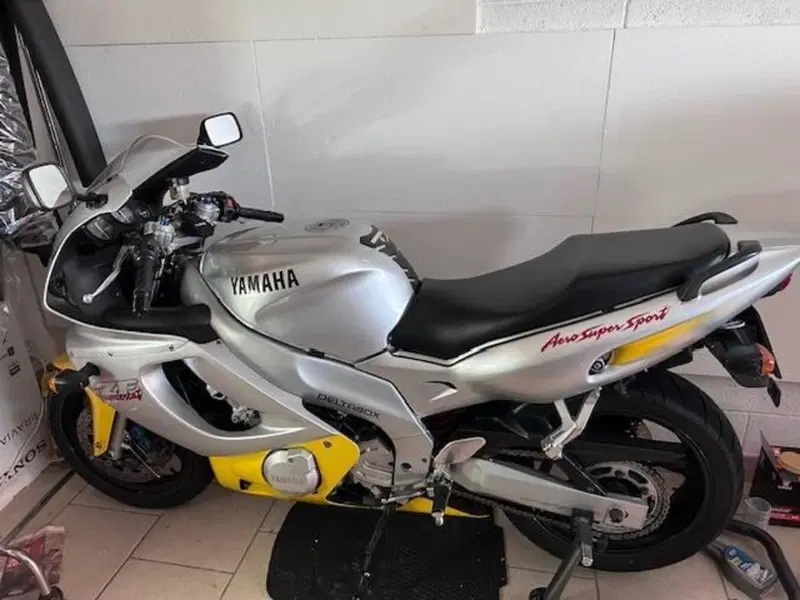 Yamaha YZF 600R THUNDERCAT (5)