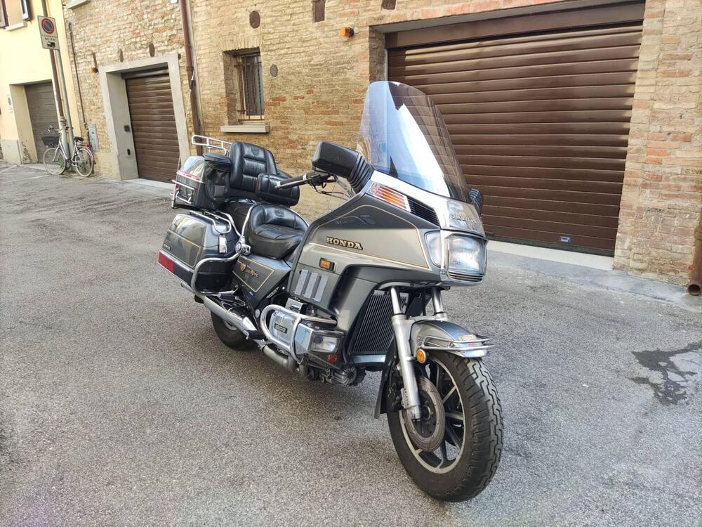 Honda GL 1200 Gold wing (3)