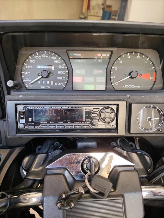 Honda GL 1200 Gold wing (5)