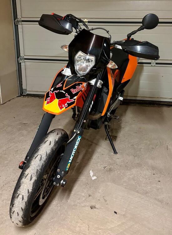 KTM 690 SMC (2008- 11) (5)