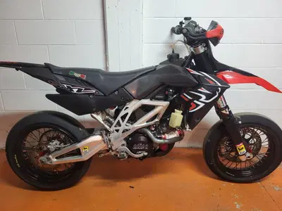 Aprilia SXV 550 (2006 - 07) usata