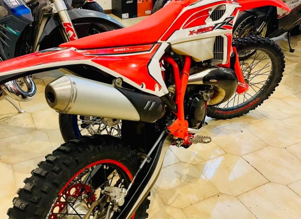 Betamotor RR X-PRO 250 2T Enduro (2025) (2)