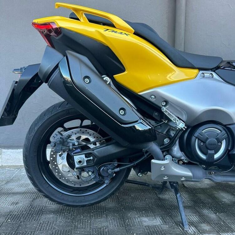 Yamaha T-Max 560 (2022 - 24) (2)