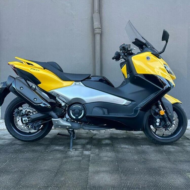 Yamaha T-Max 560 (2022 - 24)