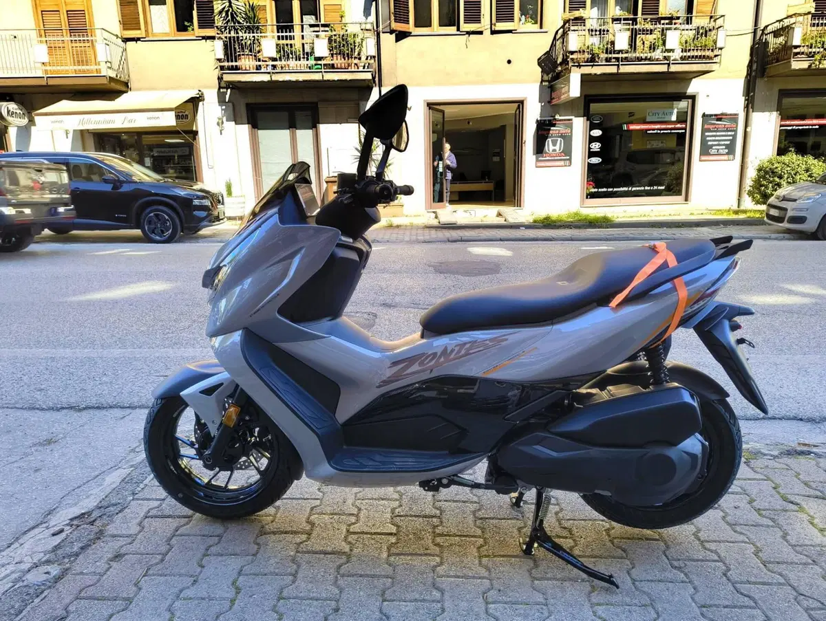 Zontes ZT368-D (2025 - 26) (3)