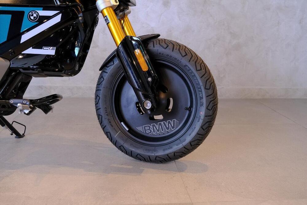 Bmw CE 02 AM (2024 - 25) (4)