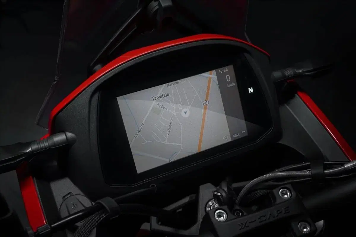 Moto Morini X-Cape 650 (2021 - 26) (11)