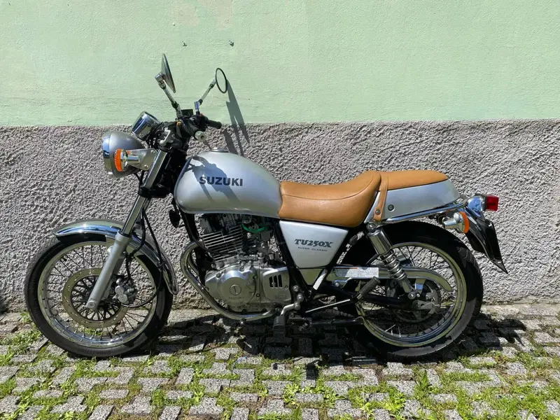 Suzuki TU 250 X (1997 - 03)