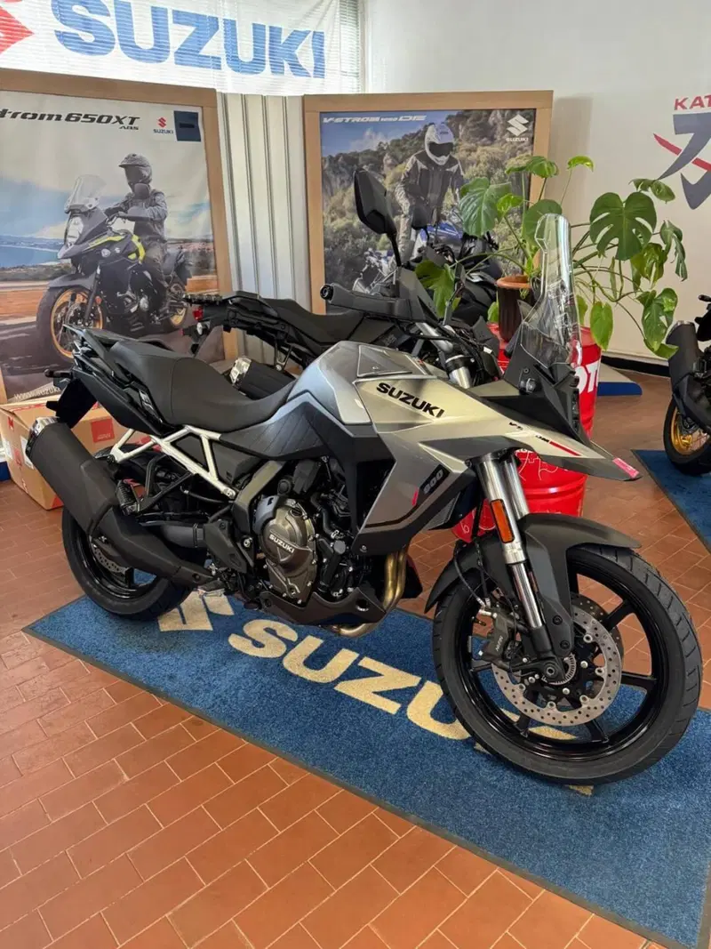Suzuki V-Strom 800SE (2023 - 24) (2)