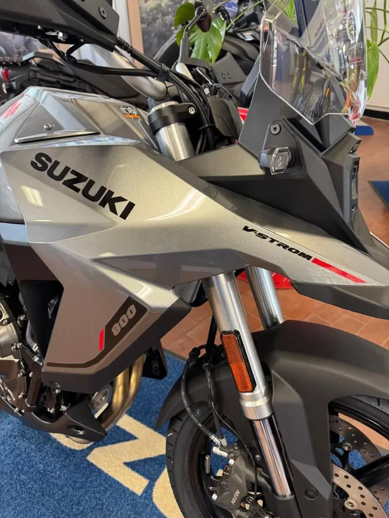 Suzuki V-Strom 800SE (2023 - 24) (4)
