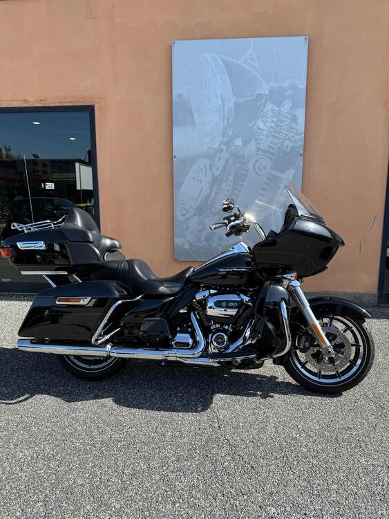 Harley-Davidson 114 Road Glide Ultra (2019) - FLTRXU