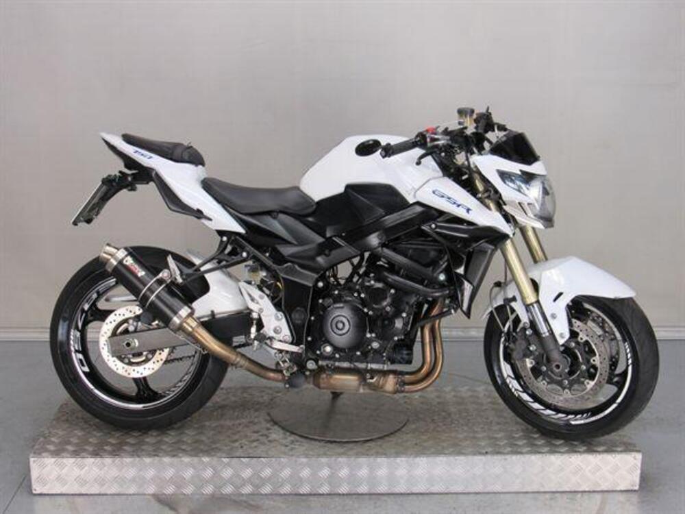 Suzuki GSR 750 (2010 - 15)