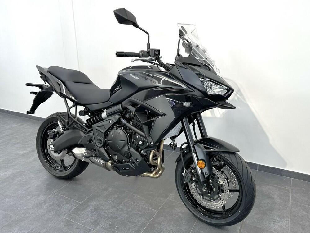 Kawasaki Versys 650 (2025) (3)
