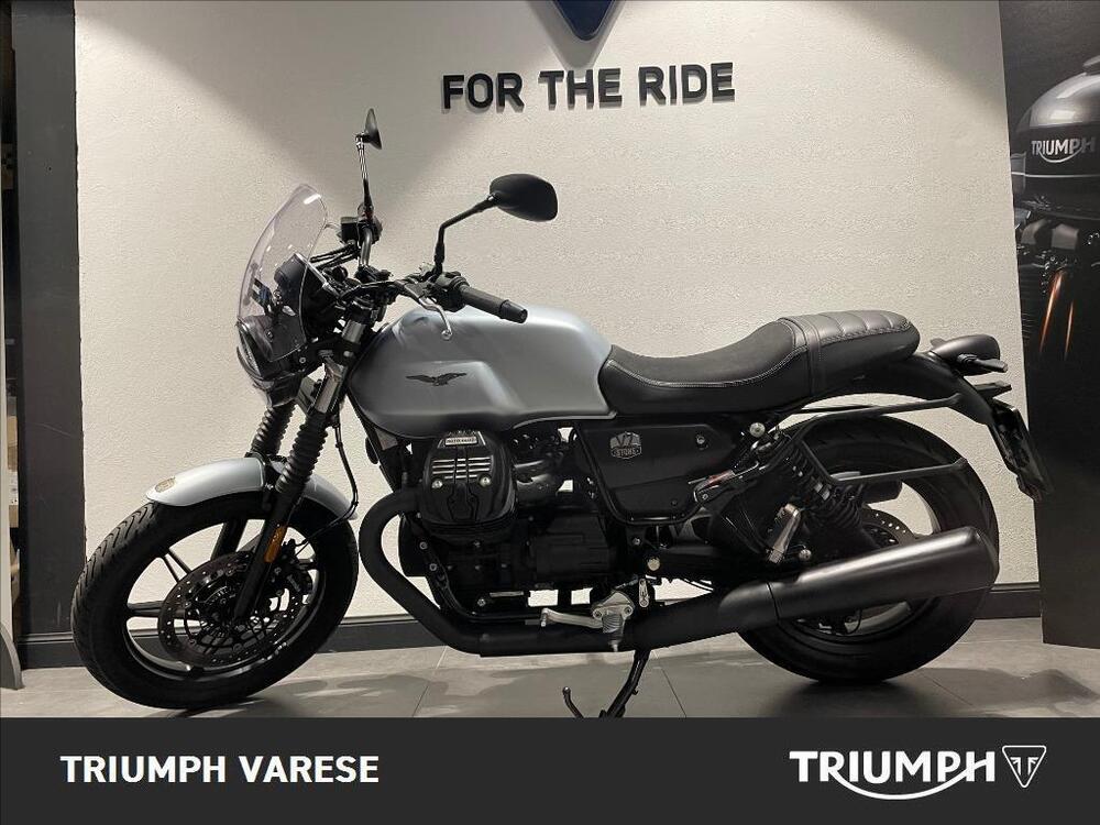 Moto Guzzi V7 Stone (2021 - 24) (2)