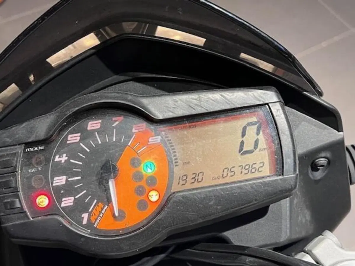 KTM 690 Duke (2012 - 16) (3)
