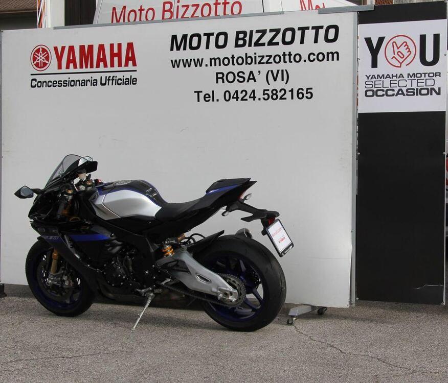 Yamaha YZF R1M (2020 - 25) (4)
