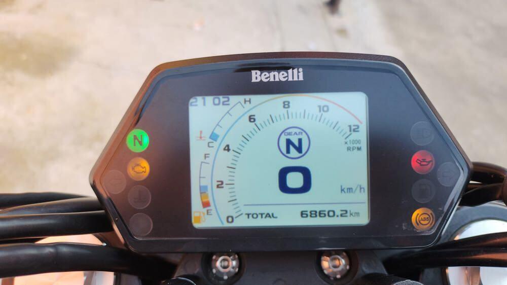 Benelli 502 C (2021 - 25) (3)