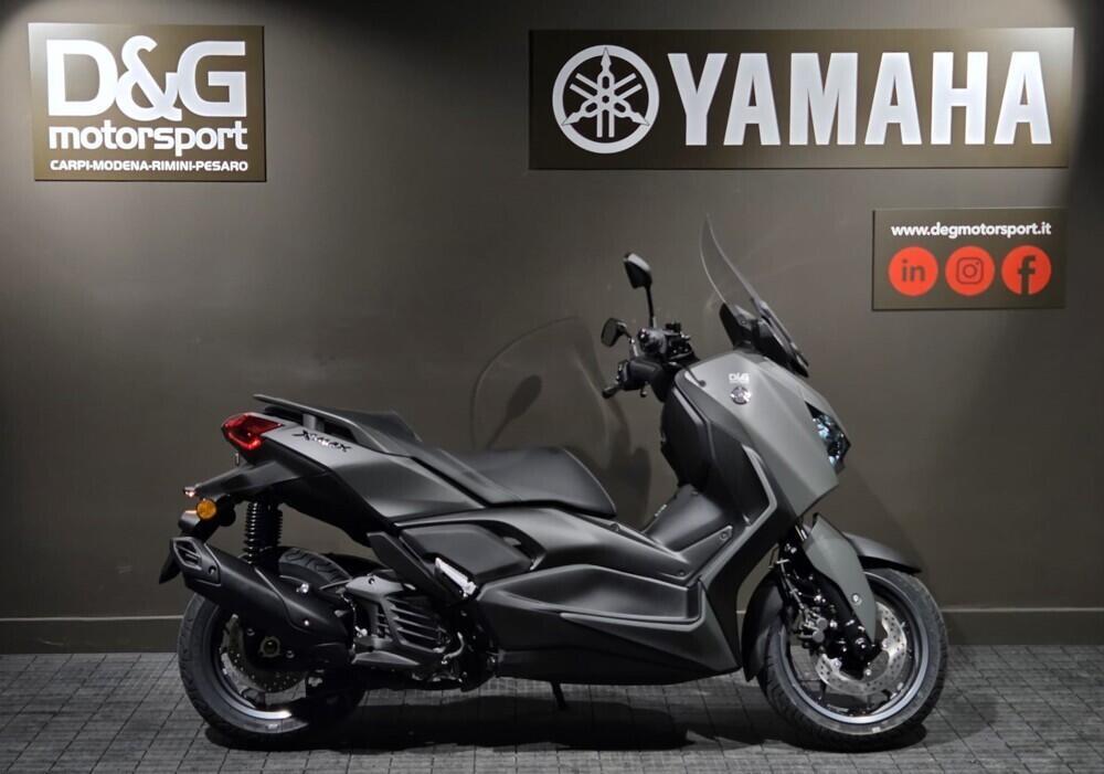 Yamaha X-Max 300 (2025)