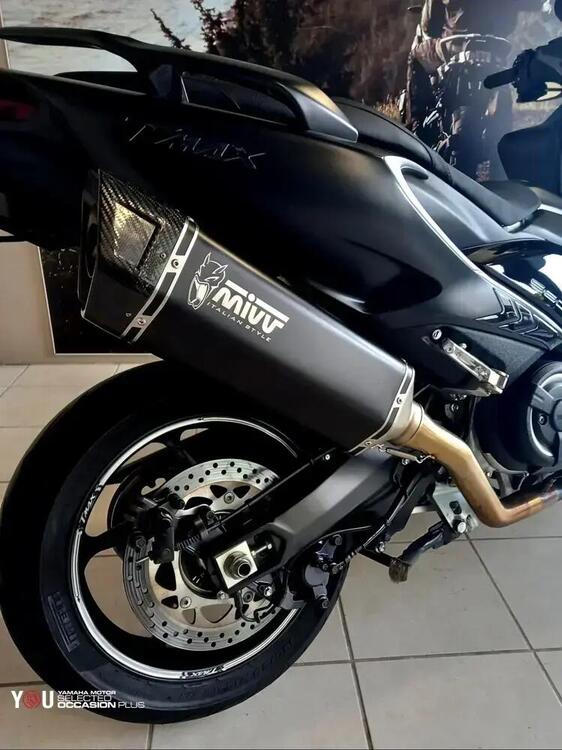 Yamaha T-Max 560 Tech Max (2020) (4)