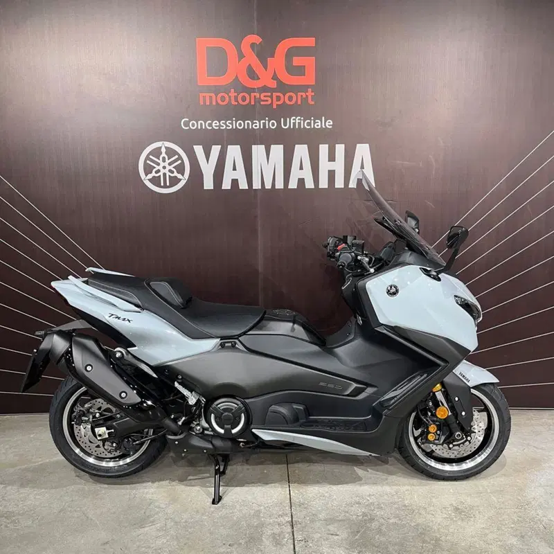 Yamaha T-Max 560 (2025 - 26)