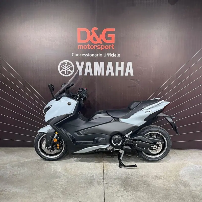 Yamaha T-Max 560 (2025 - 26) (5)
