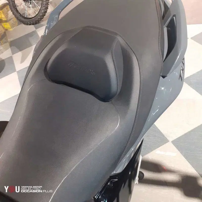 Yamaha T-Max 560 Tech Max (2022 - 24) (5)