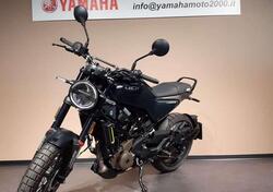 Husqvarna Svartpilen 401 (2021 - 23) usata