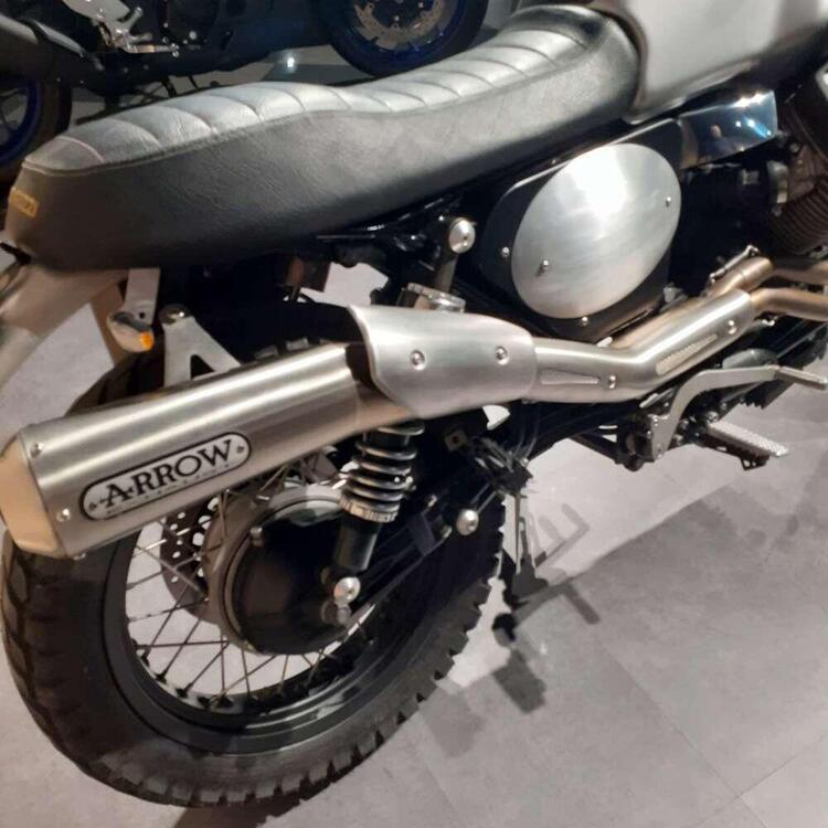 Moto Guzzi V7 II Racer (2015 - 17) (4)