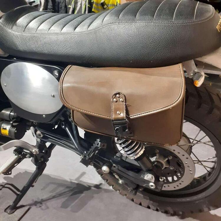 Moto Guzzi V7 II Racer (2015 - 17) (5)