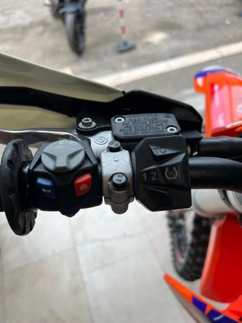 KTM 350 EXC-F (2024) (5)