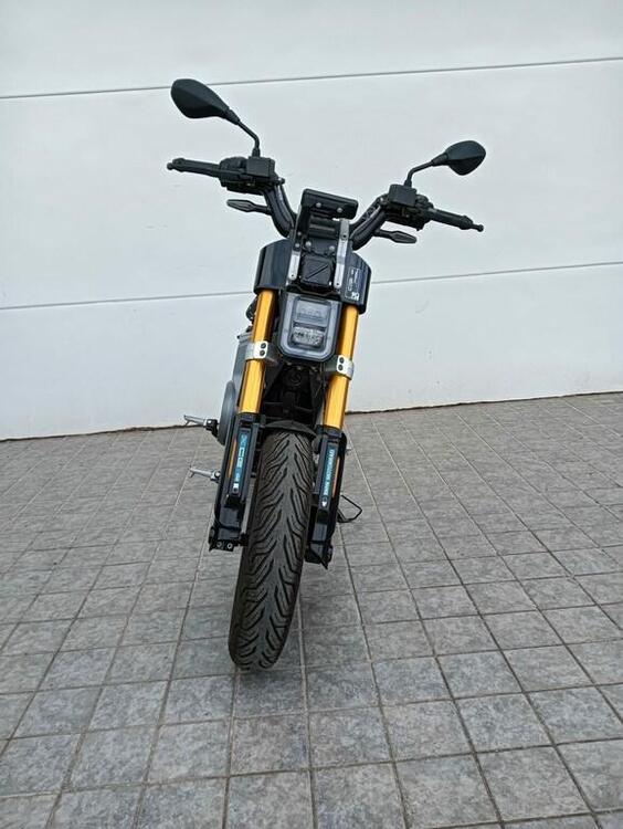 Bmw CE 02 AM (2024 - 25) (2)