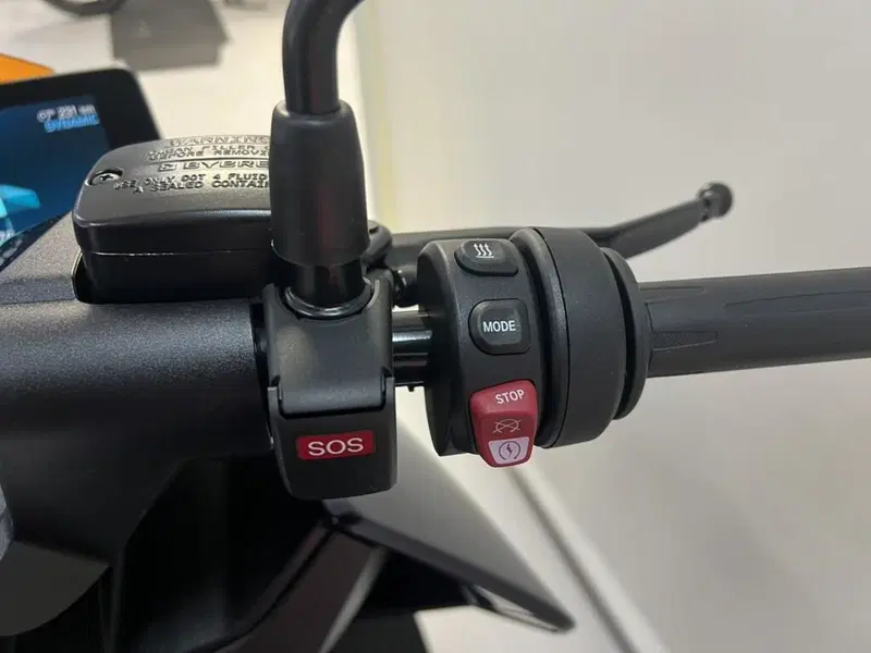 Bmw CE 04 (2021 - 25) (9)