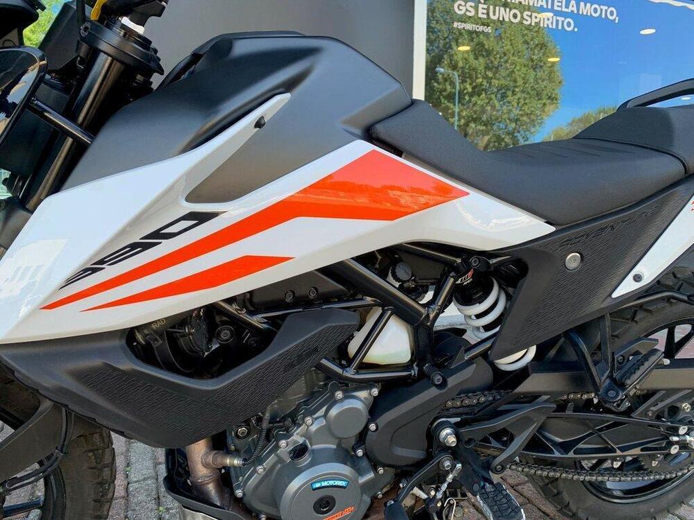 KTM 390 Adventure (2020) (4)