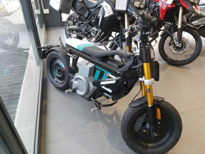 Bmw CE 02 AM (2024 - 26) (3)