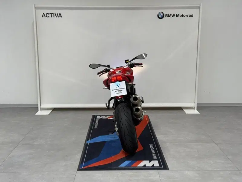 Ducati Streetfighter (2009 - 12) (4)