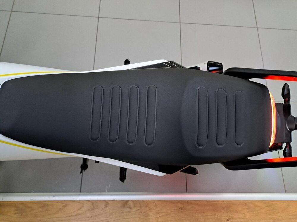 Husqvarna Vitpilen 401 (2020) (4)