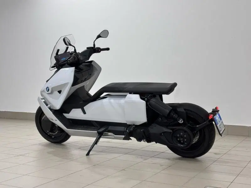 Bmw CE 04 (2021 - 25) (3)