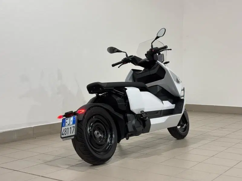 Bmw CE 04 (2021 - 25) (7)
