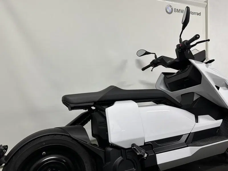 Bmw CE 04 (2021 - 25) (3)