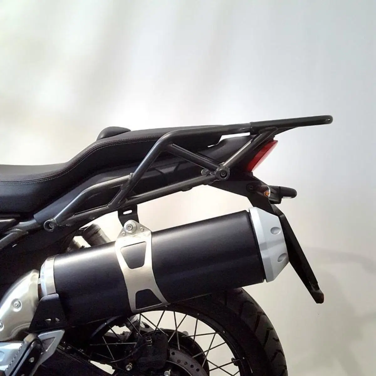 Moto Guzzi V85 TT (2021 - 23) (14)