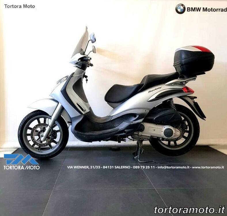 Piaggio Beverly 250