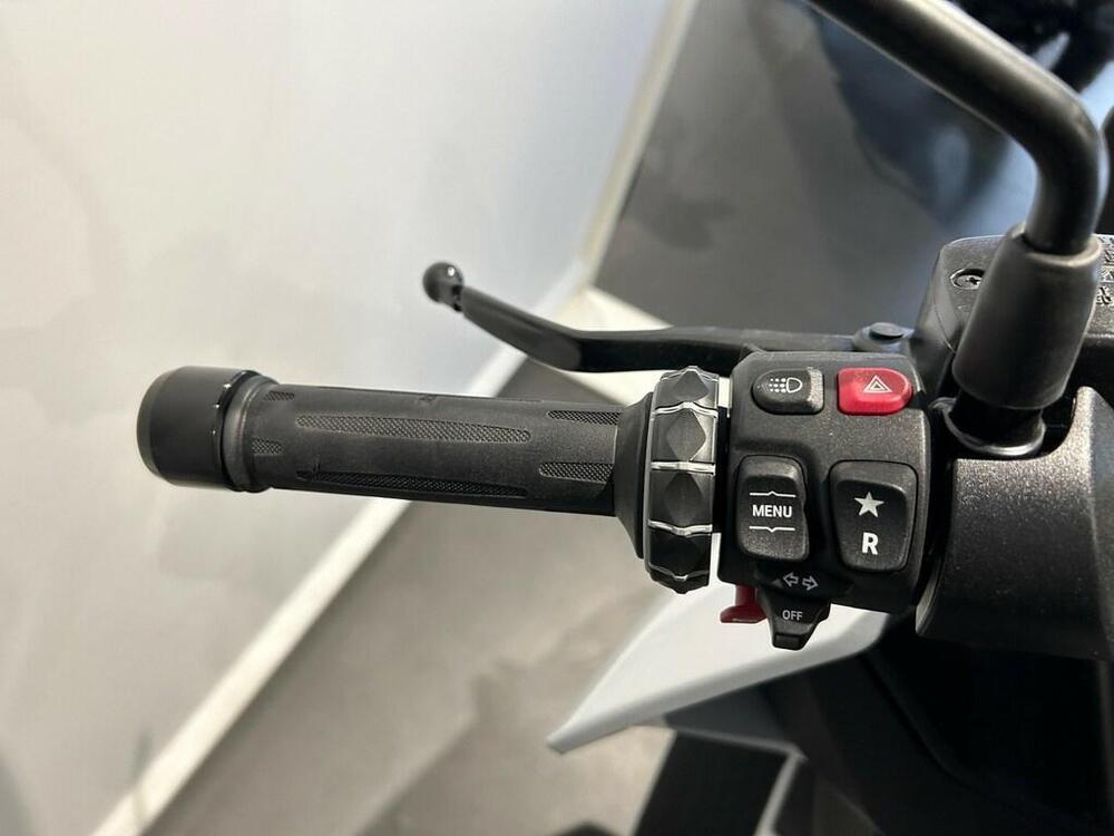 Bmw CE 04 (2021 - 25) (2)