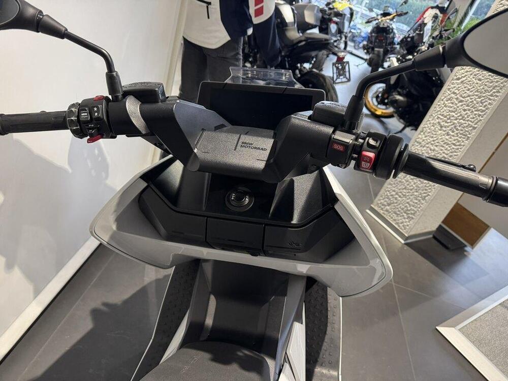 Bmw CE 04 (2021 - 25) (4)