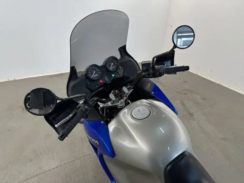 Honda Varadero 1000 (1999 - 02) (13)