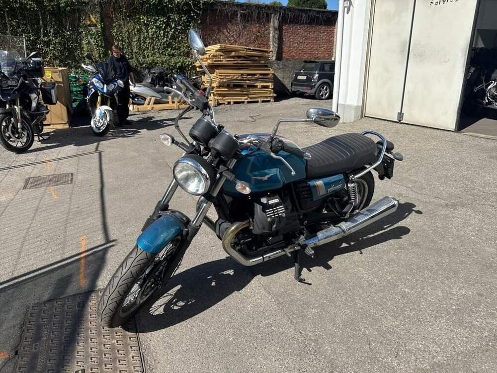 Moto Guzzi V7 Special (2012 - 14)